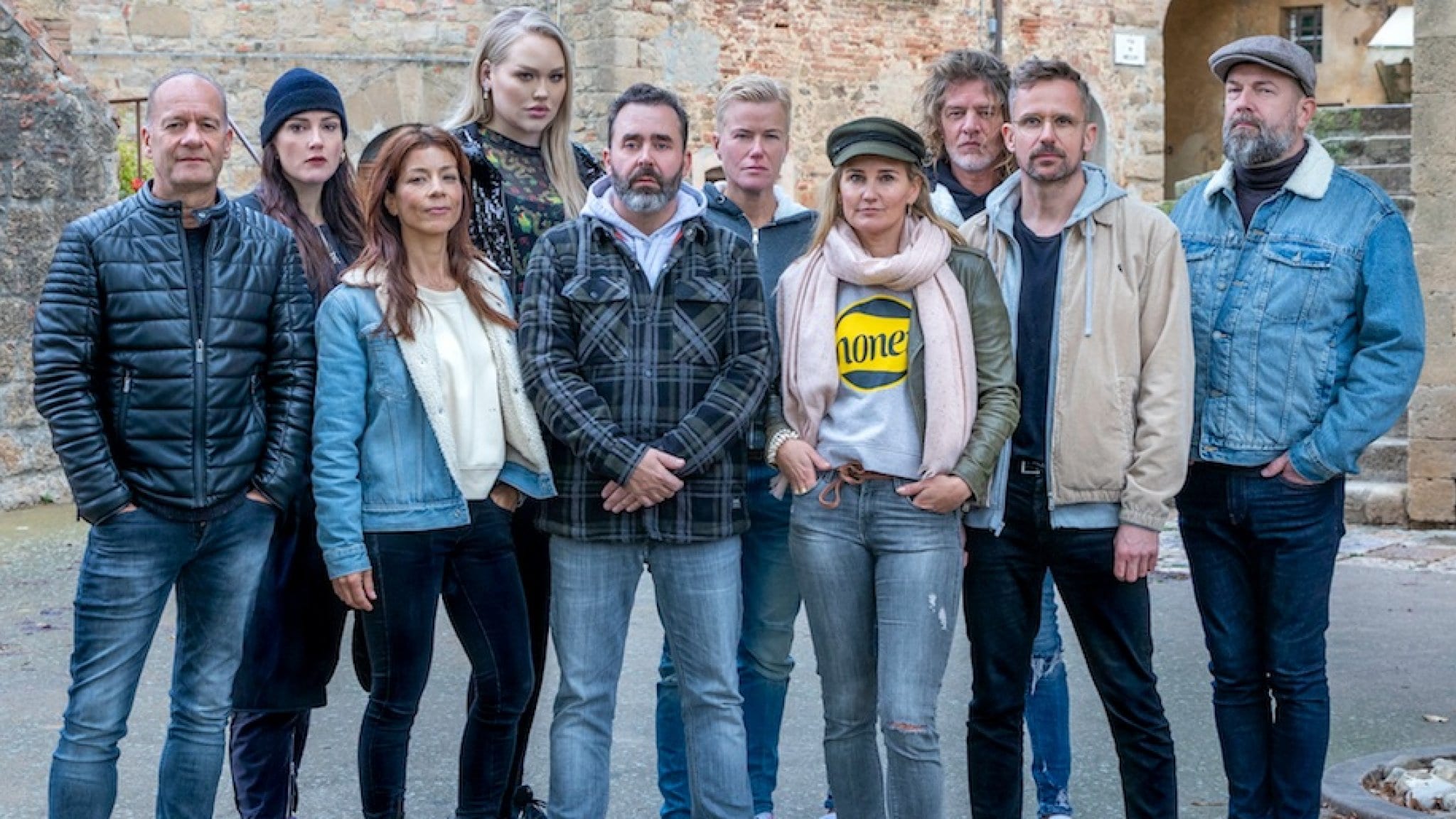De groep kandidaten van de jubileumeditie van Wie is de Mol
